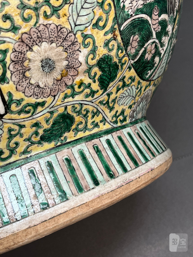清光绪  素三彩花卉开光花鸟纹铺首缸 - 图23
